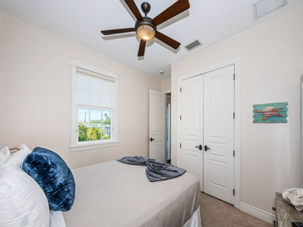 Treasure Island 6 Bedroom Home Pool & Views